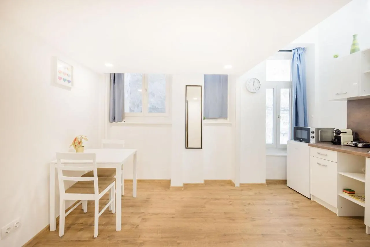 V12 Apartments Budapešť
